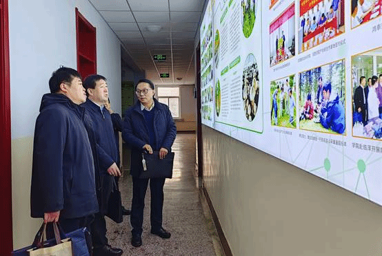 说明: https://www10.hxu.edu.cn/__local/A/82/66/26A221069C91363827E57D409BB_6AB52C55_8D4F.jpg